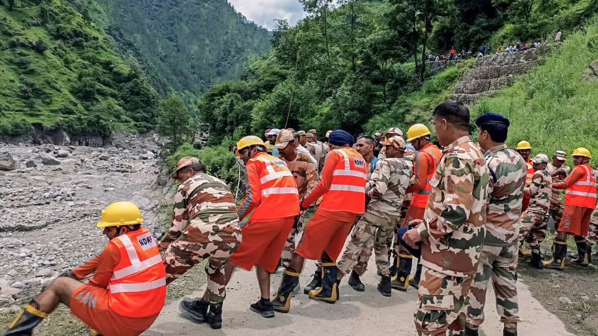 himachal-cloudbursts-death-toll-rises-to-16-in-flash-floods-search-on-for-39-missing-five-districts-on-heavy-rain-alert